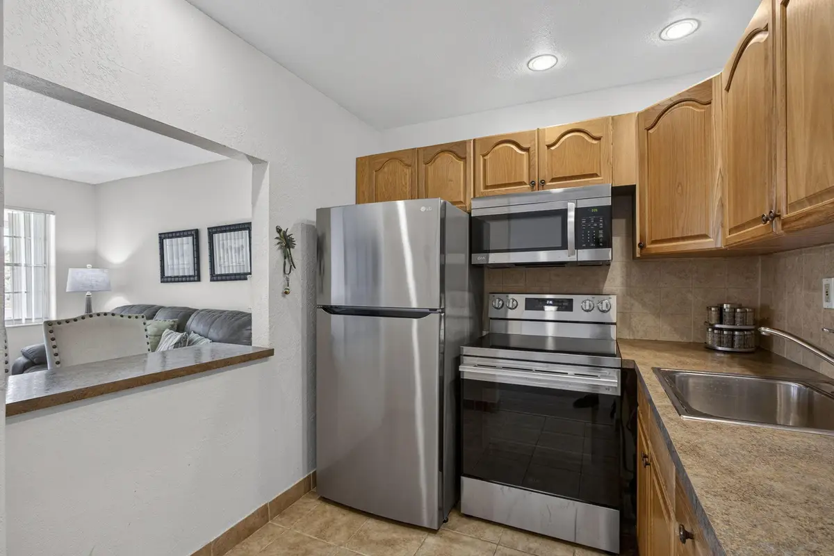 181 Bedford, West Palm Beach, FL 33417 - #1