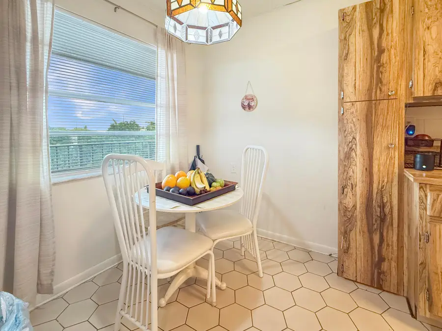 3070 NW 48th Terrace #414, Lauderdale Lakes, FL 33313 - #3