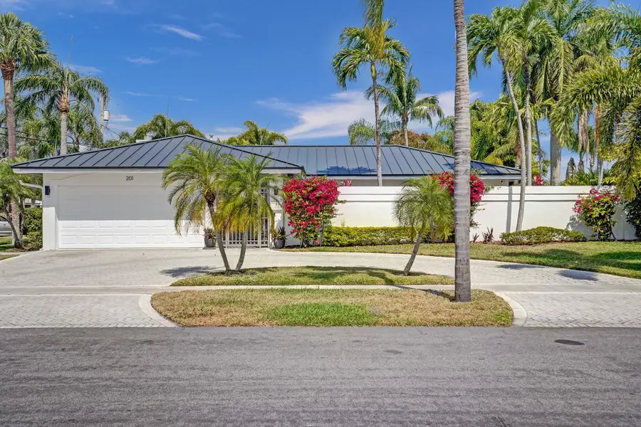 201 SE 11th Street, Pompano Beach, FL 33060 - #2