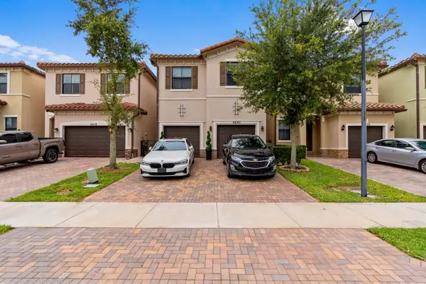 4620 NW 58th Street, Tamarac, FL 33319