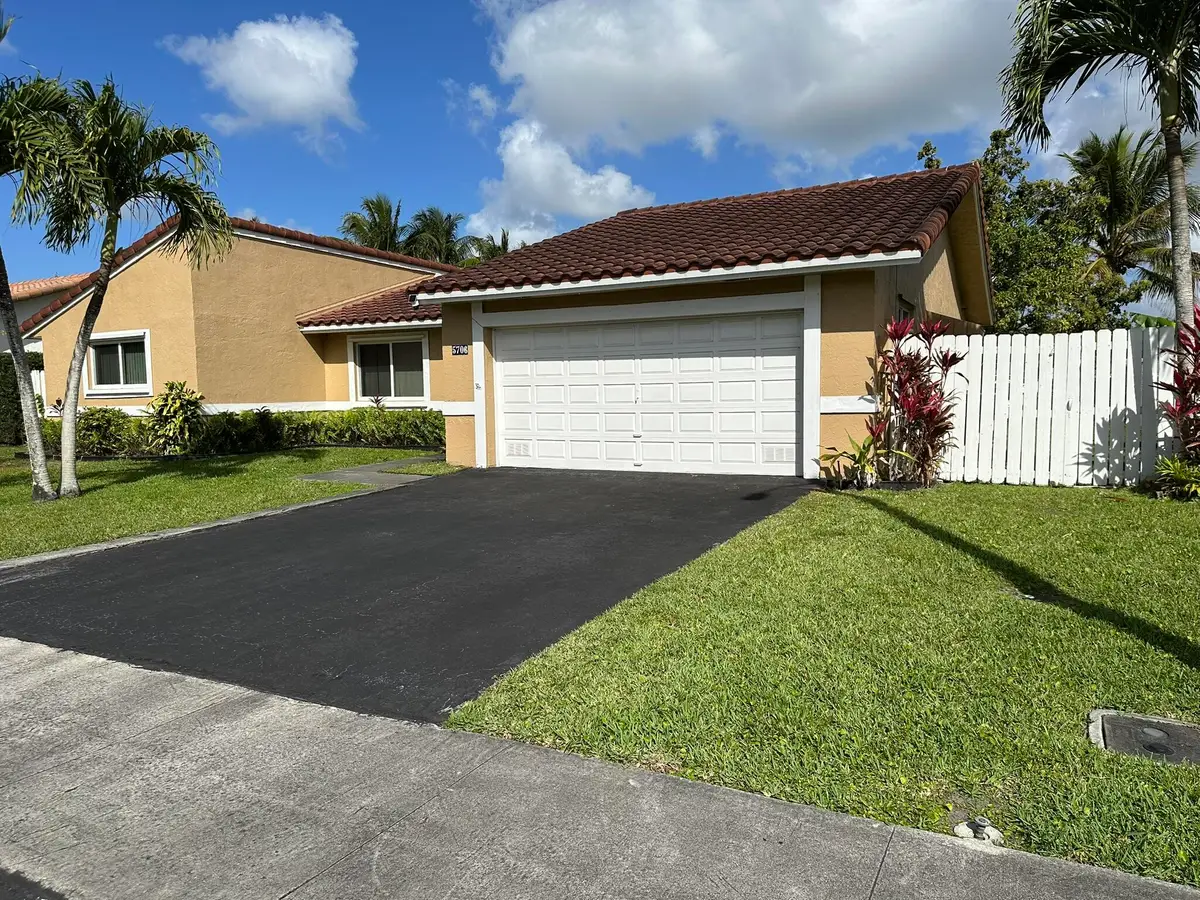 5511 SW 114th Avenue, Cooper City, FL 33330 - #1