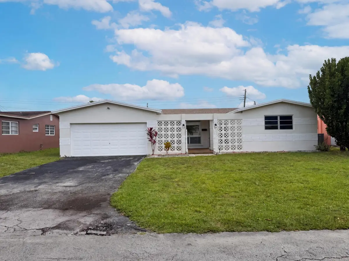 7141 Harbour Boulevard, Miramar, FL 33023 - #1