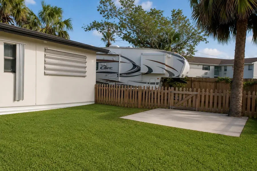 1545 S 24th Way, Riviera Beach, FL 33404 - #2