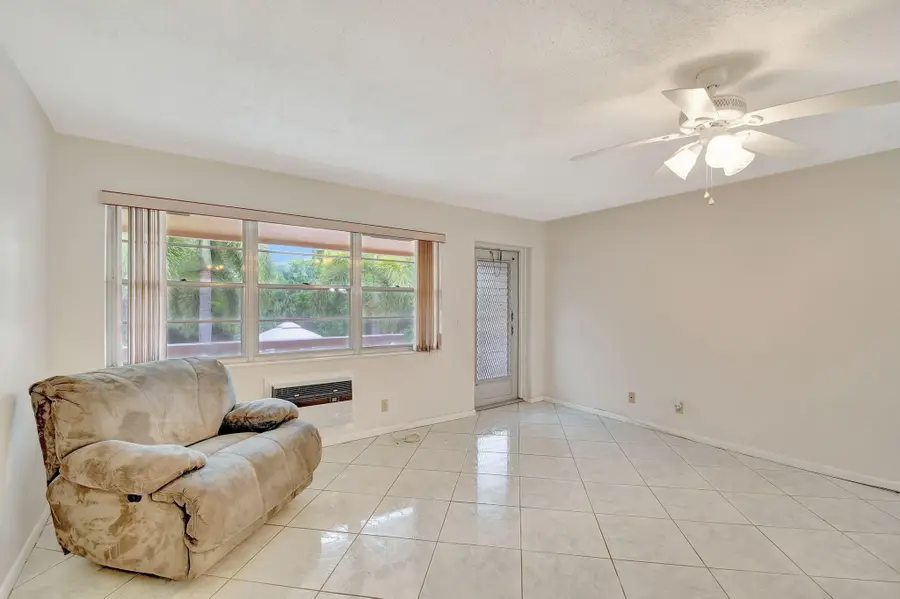 70 Camden C, West Palm Beach, FL 33417 - #3
