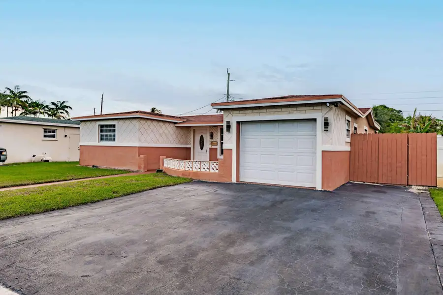 Address Withheld By Seller, Lauderdale Lakes, FL 33309 - #2