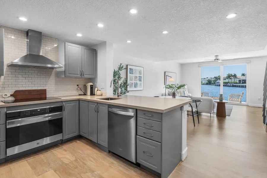 900 E Jeffery Street, Boca Raton, FL 33487 - #2