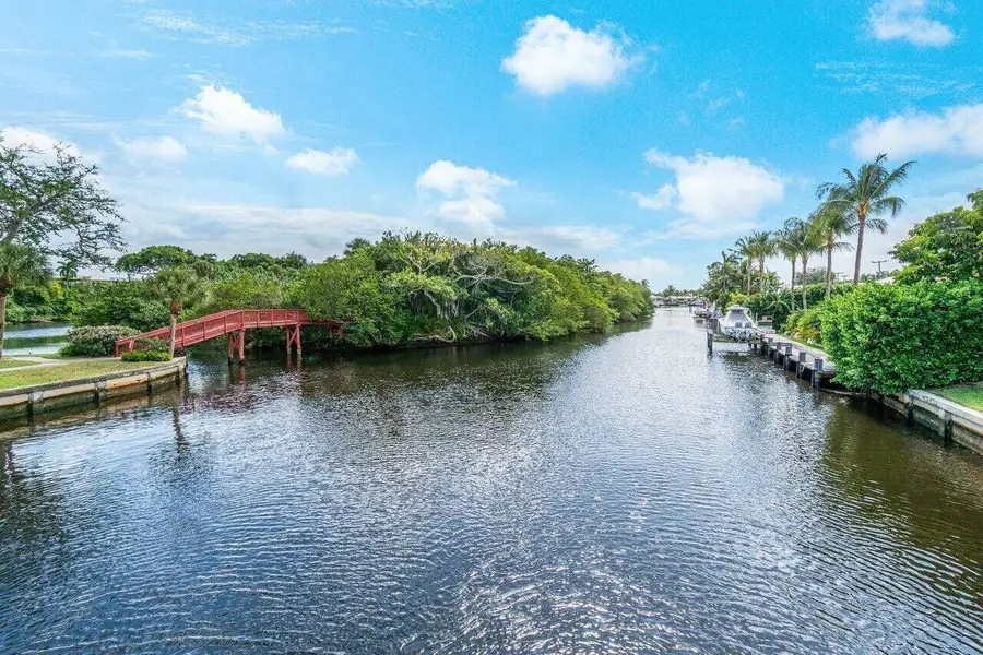 781 Apple Tree Lane, Boca Raton, FL 33486 - #2