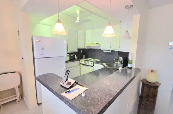 3200 NE 7th Court #202b, Pompano Beach, FL 33062