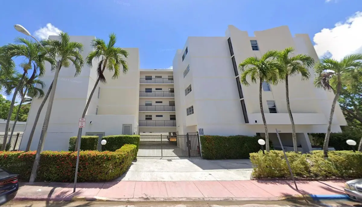 7601 Byron Avenue #3c, Miami Beach, FL 33141 - #1