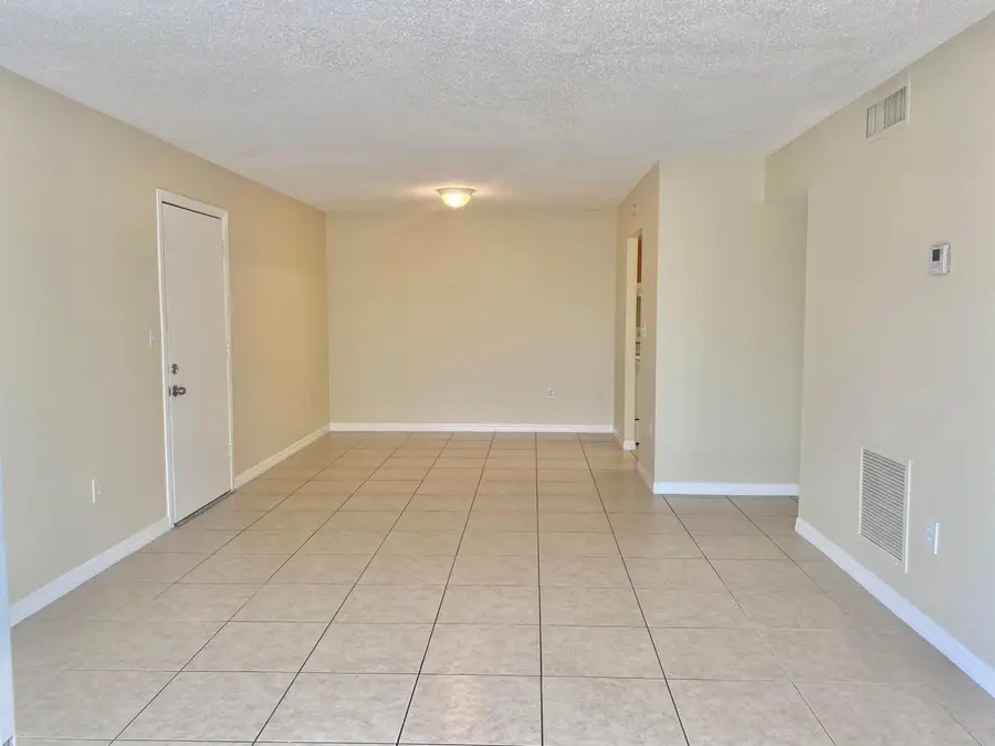 405 Executive Center Drive #208, West Palm Beach, FL 33401 - #3