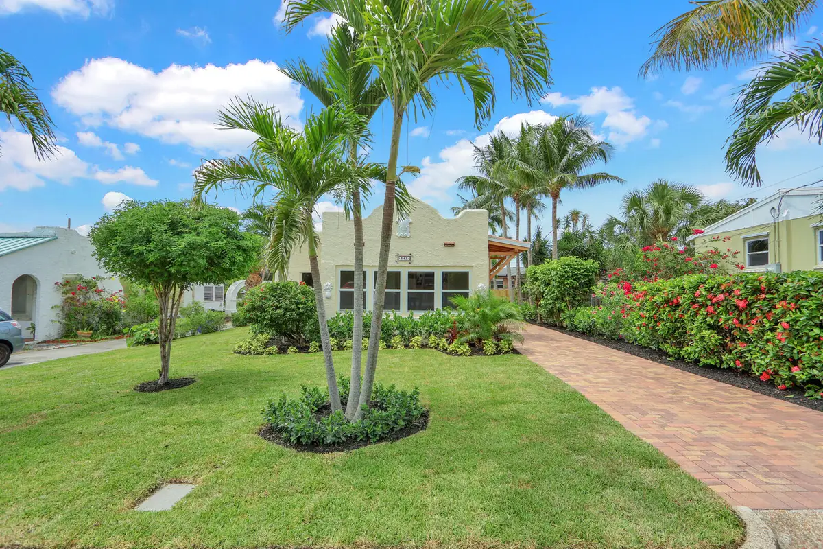 842 Selkirk Street, West Palm Beach, FL 33405 - #1