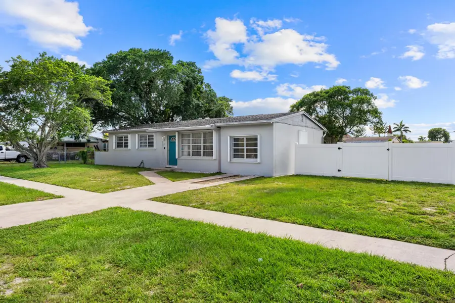 153 Abaco Drive, Palm Springs, FL 33461 - #3