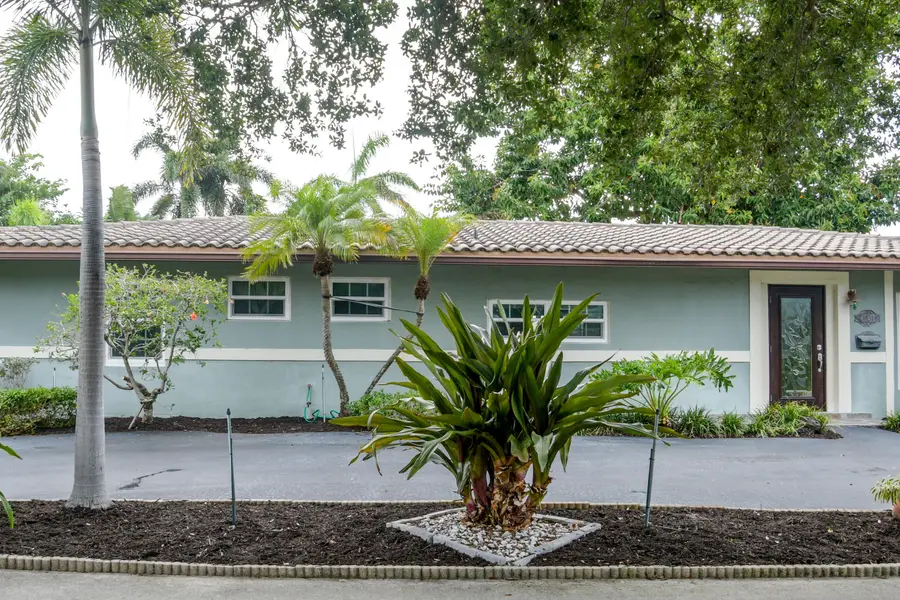 4931 NE 27th Avenue, Lighthouse Point, FL 33064 - #2