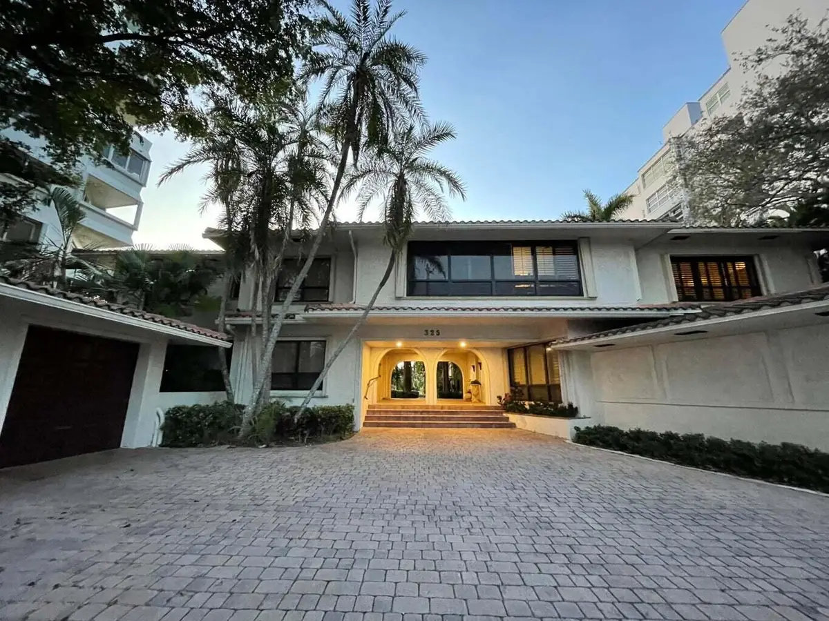325 Sunset Drive #A, Fort Lauderdale, FL 33301 - #1