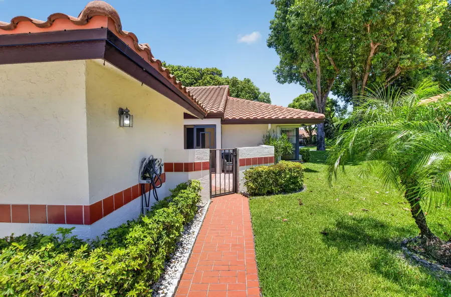 10546 Beach Palm Court #B, Boynton Beach, FL 33437 - #2
