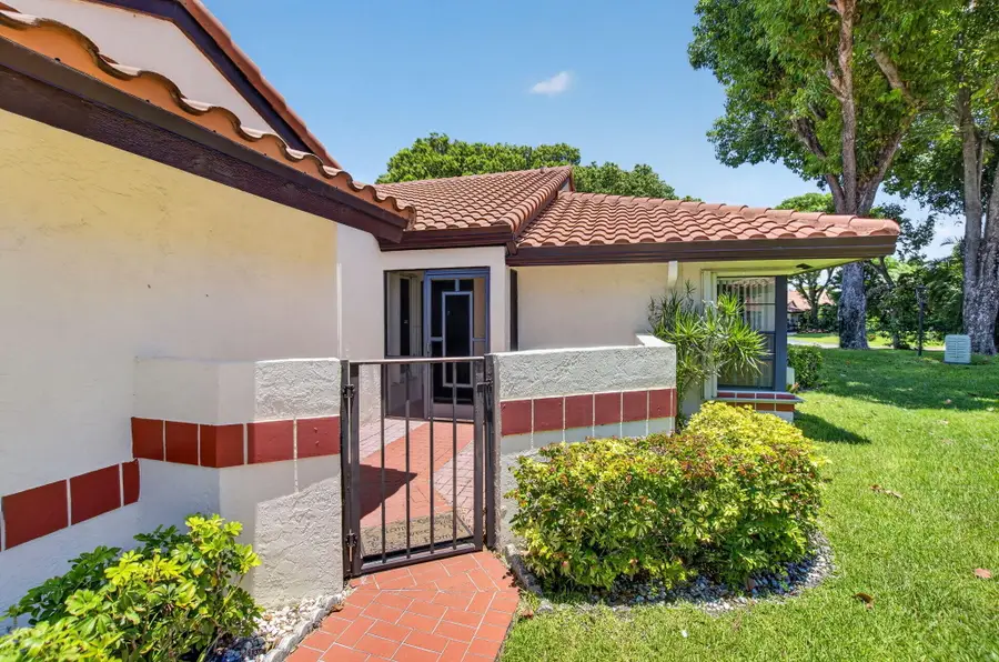 10546 Beach Palm Court #B, Boynton Beach, FL 33437 - #3