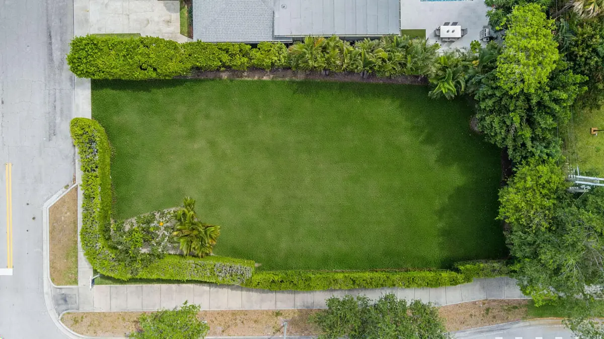 246 Gray Street, West Palm Beach, FL 33405 - #1