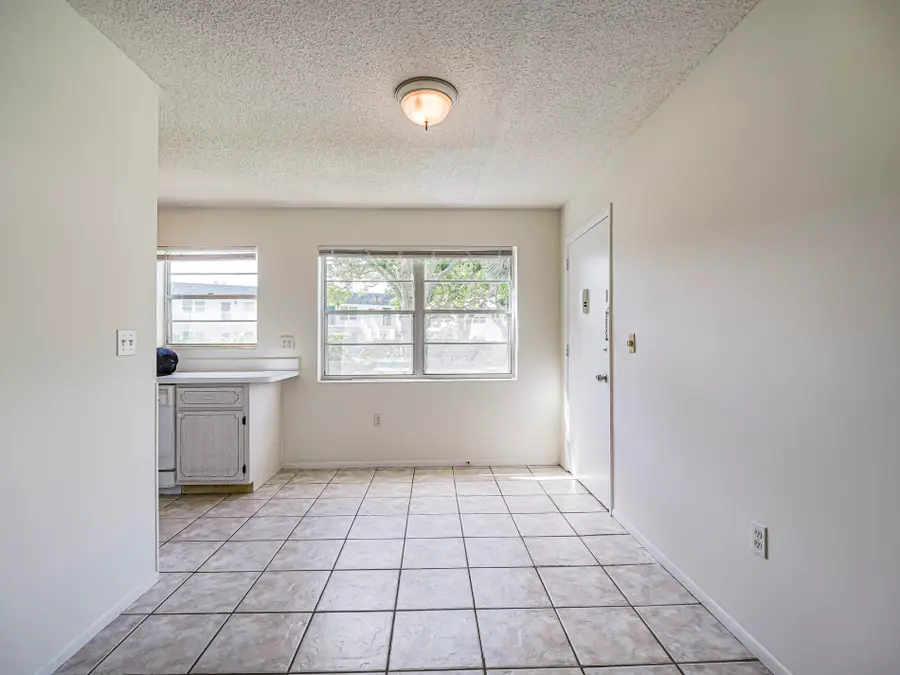 2800 Indian River Boulevard, Vero Beach, FL 32960 - #3