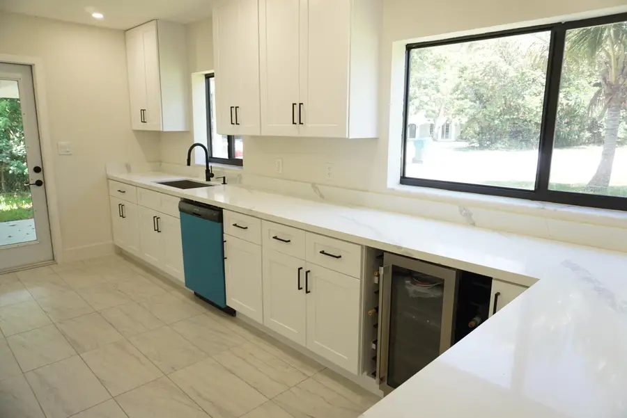 310 SW 1st Avenue, Boynton Beach, FL 33435 - #2
