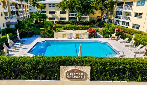 60 Venetian Drive #205n, Delray Beach, FL 33483