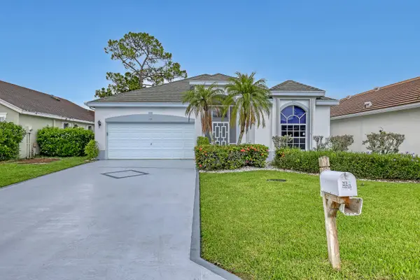 101 Meadowlands Drive, Royal Palm Beach, FL 33411