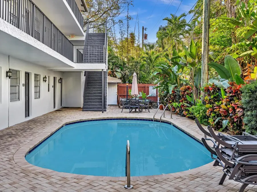 215 NE 16th Avenue #203, Fort Lauderdale, FL 33301 - #2