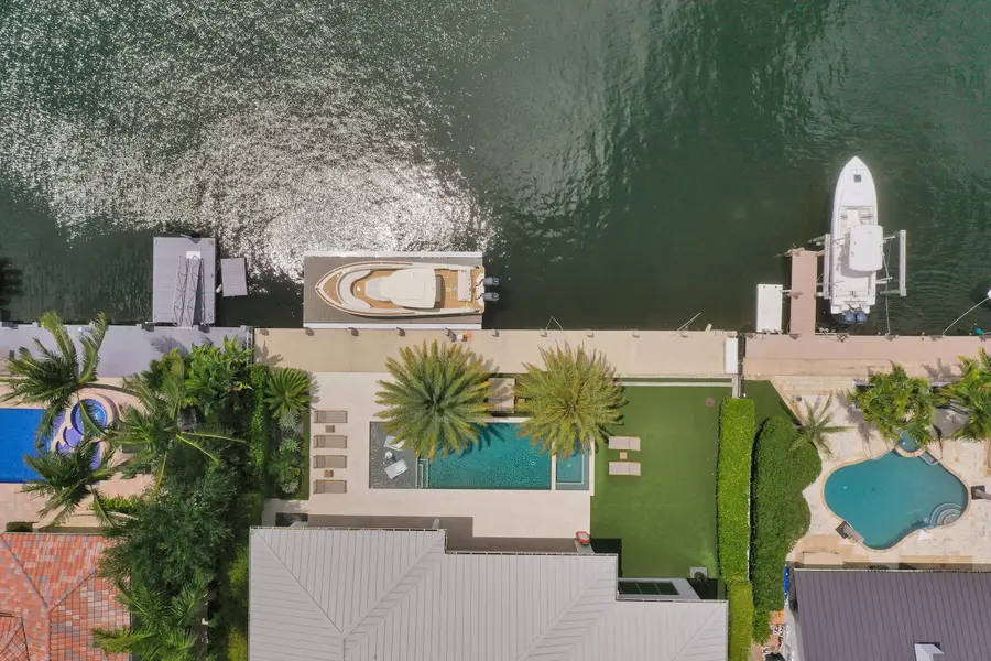 2718 NE 17th Street, Fort Lauderdale, FL 33305 - #3