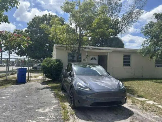 1226 NW 23rd Terrace, Fort Lauderdale, FL 33311 - #2