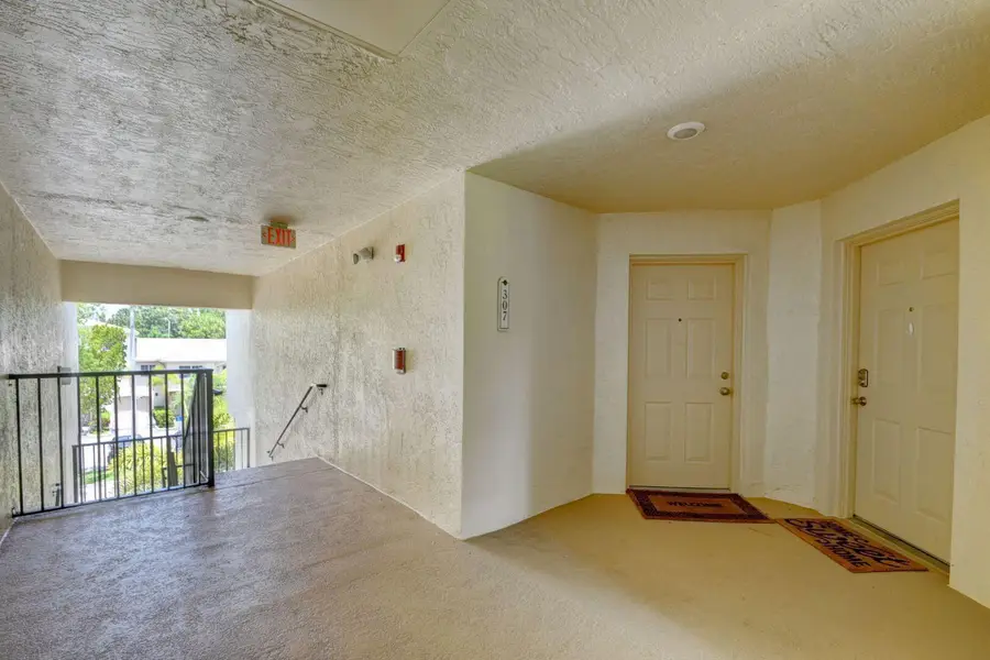 300 Crestwood Court N #307, Royal Palm Beach, FL 33411 - #3