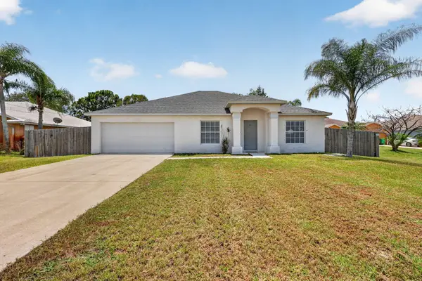 6115 NW Nolia Court, Port St Lucie, FL 34983