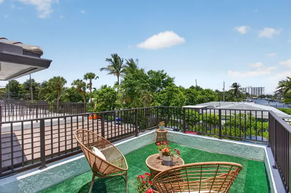2505 NE 2nd Street #2505, Pompano Beach, FL 33062