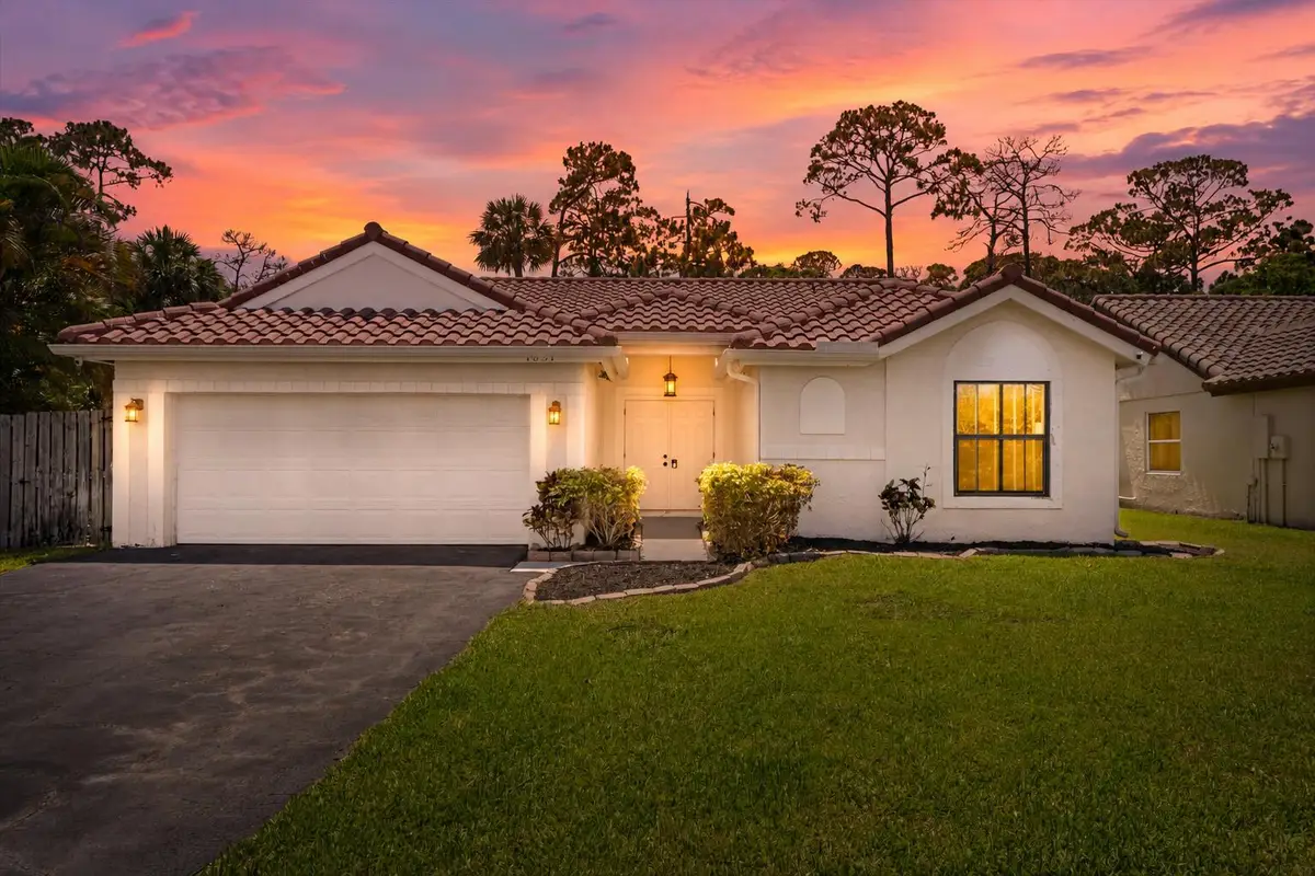 1051 New Parkview Place, Haverhill, FL 33417 - #1