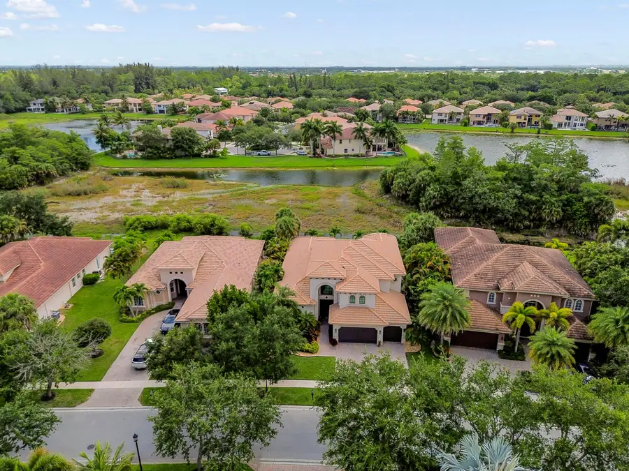 8729 Wellington View Drive, West Palm Beach, FL 33411 - #2