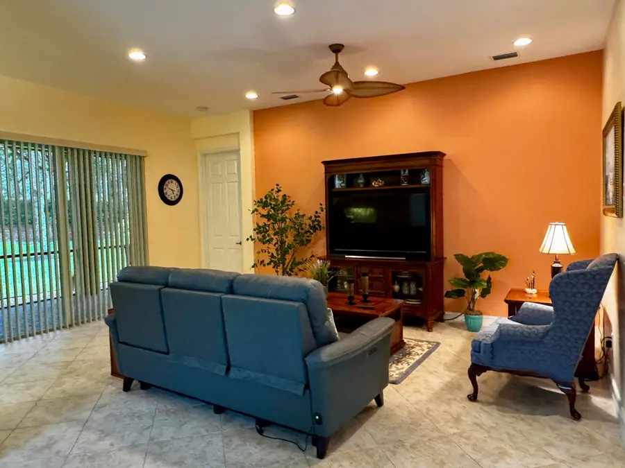 9385 Ivory Isle Road, Boynton Beach, FL 33473 - #3