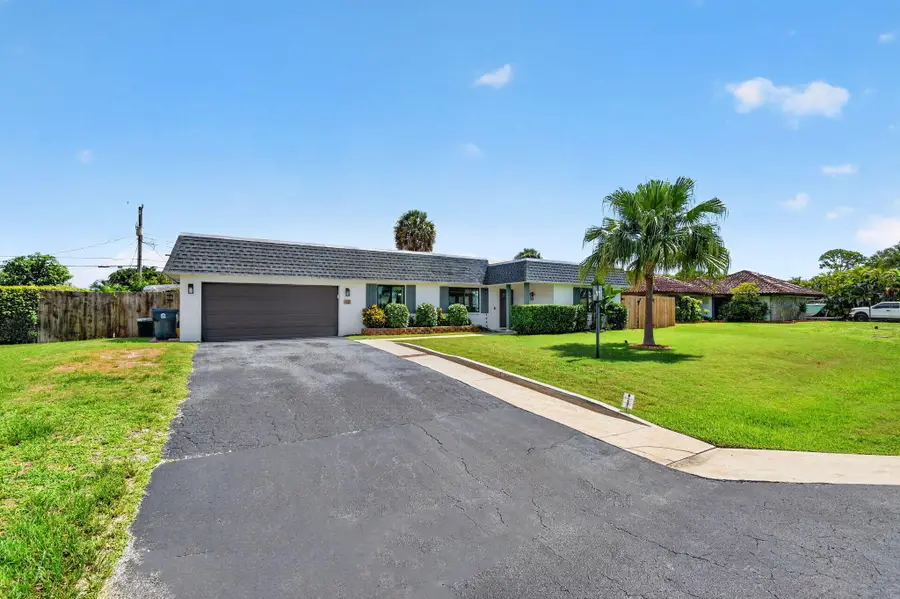 110 W Coconut Drive, Lake Worth, FL 33467 - #2