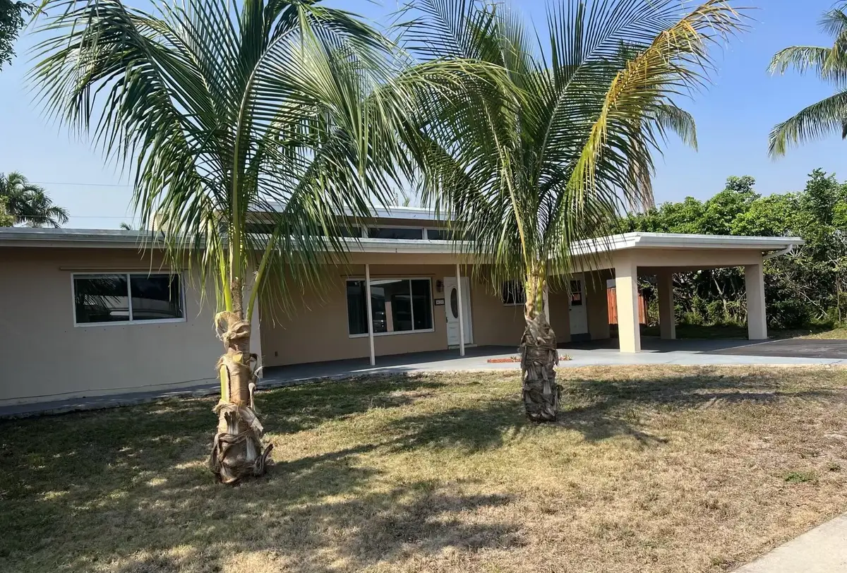 420 NE 24th Street, Boca Raton, FL 33431 - #1