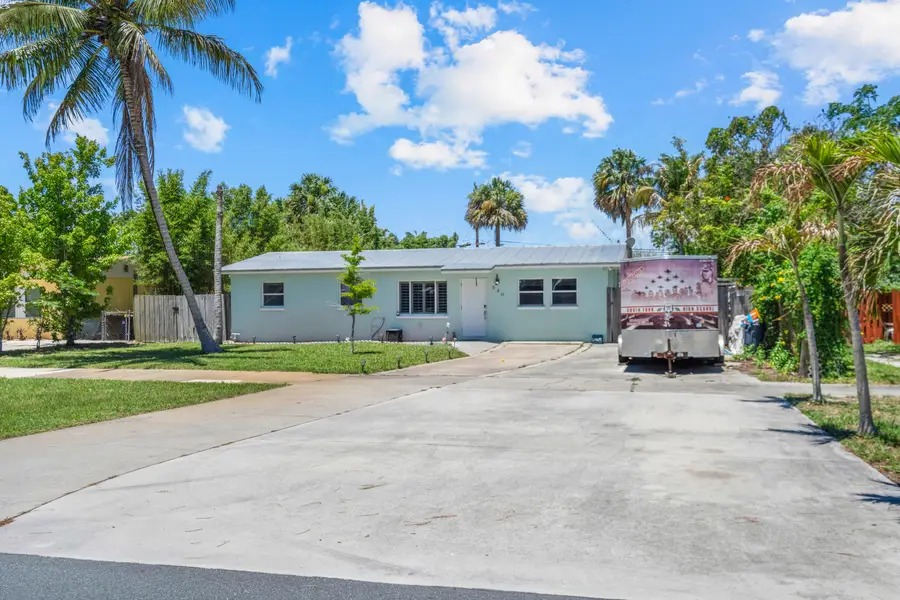520 SE Dolphin Drive, Stuart, FL 34996 - #3