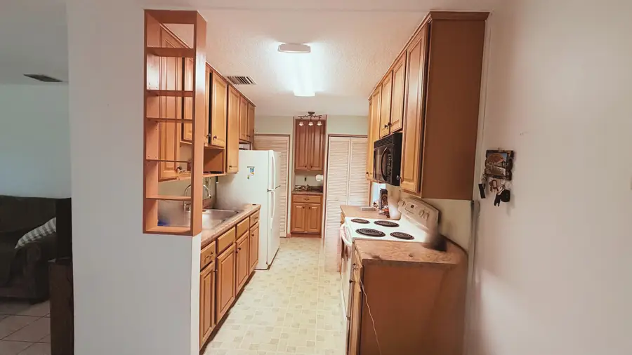 2573 NW 58th Avenue, Margate, FL 33063 - #3
