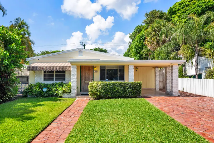 326 Marlborough Place, West Palm Beach, FL 33405 - #2
