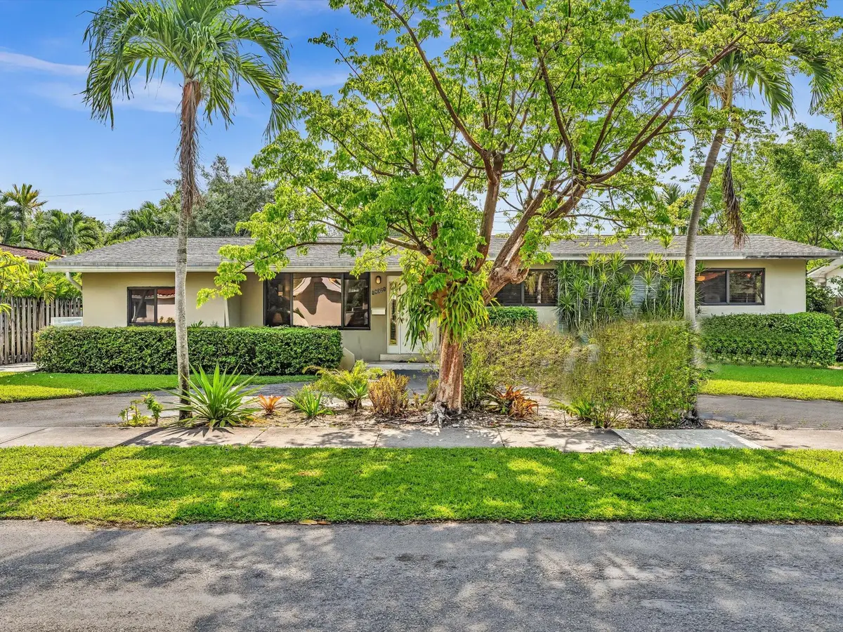 19321 NE 18th Place, Miami, FL 33179 - #1