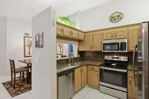 13811 Oneida Drive #F2, Delray Beach, FL 33446