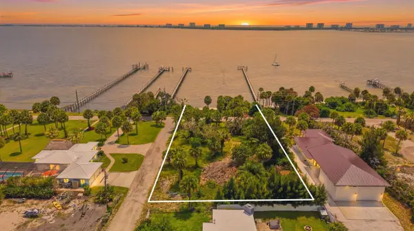12349 S Indian River Drive, Jensen Beach, FL 34957