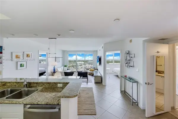 19501 W Country Club Drive #1412, Aventura, FL 33180