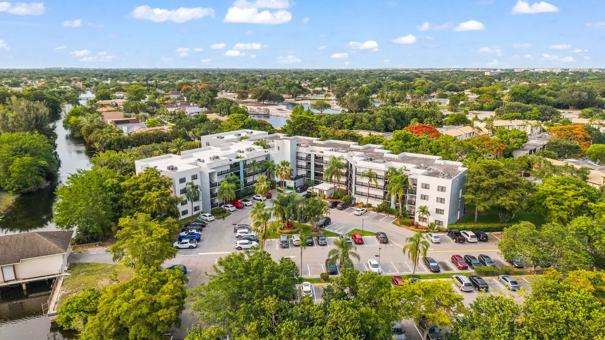1021 Mockingbird Lane #211, Plantation, FL 33324 - #1