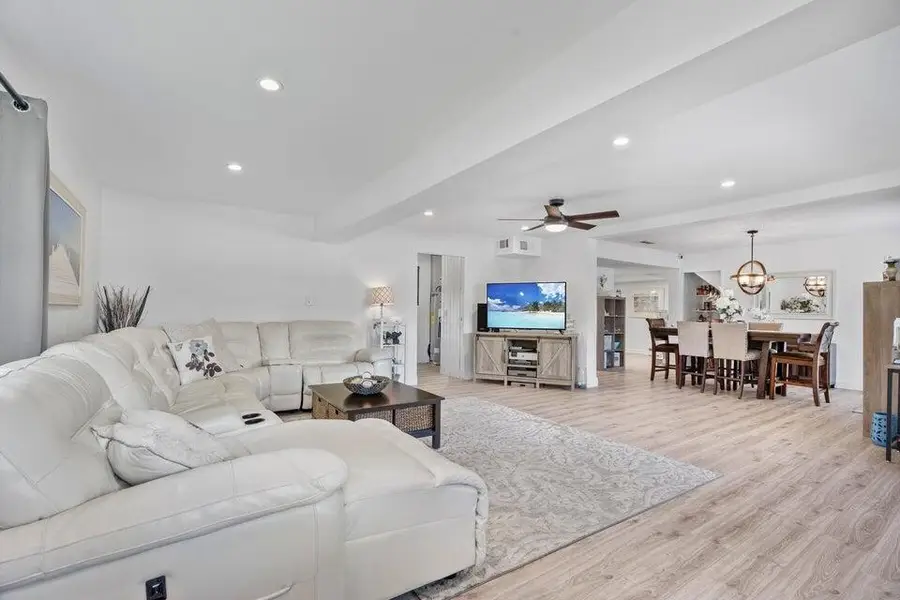 301 20th Avenue Sw, Vero Beach, FL 32962 - #2