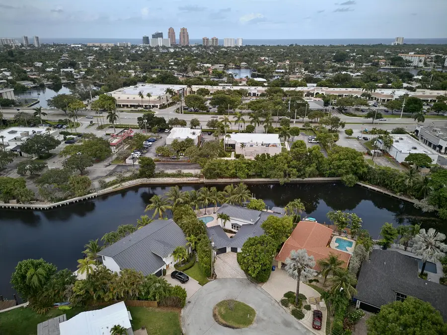 2056 NE 21st Court, Wilton Manors, FL 33305 - #2