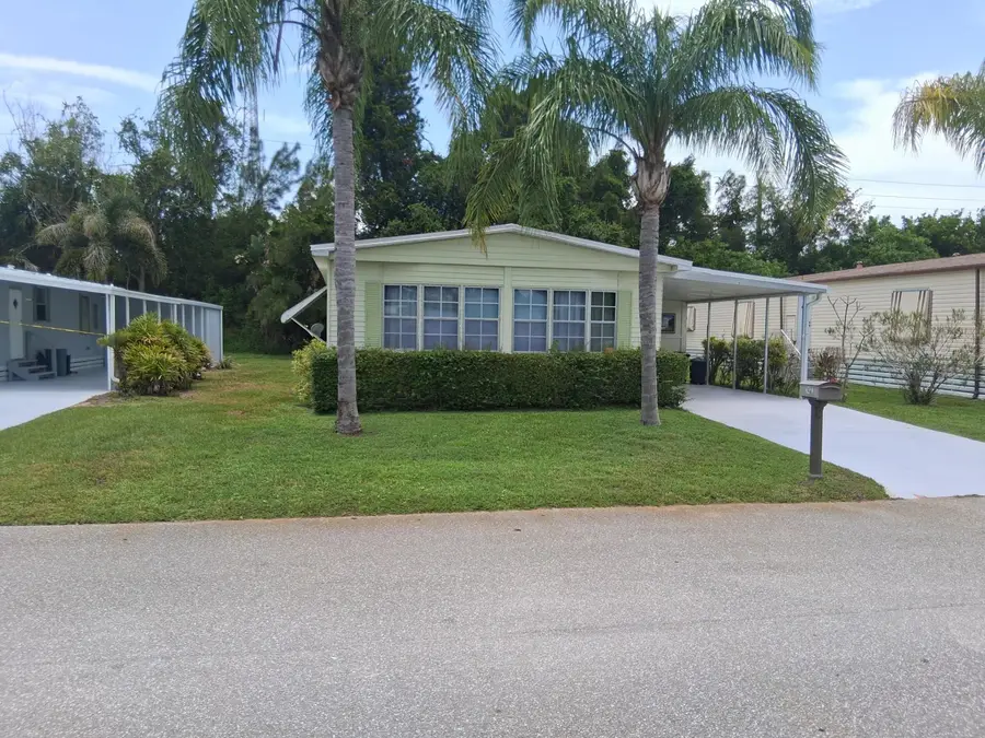 214 W Caribbean, Port Saint Lucie, FL 34952 - #2