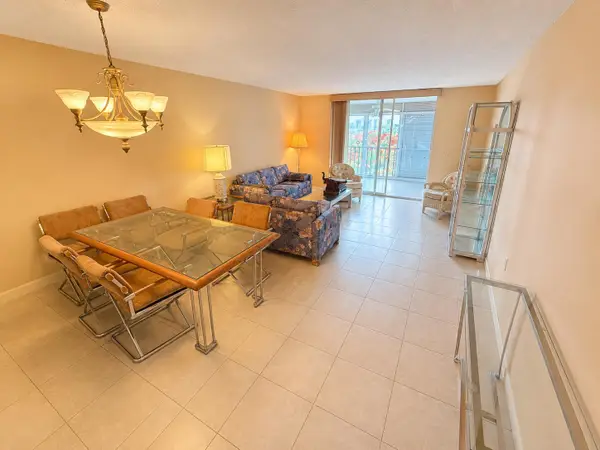 14701 Cumberland Drive #Ph 4060, Delray Beach, FL 33446