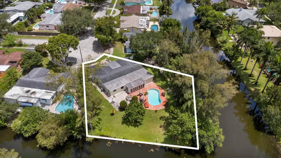 8951 SW 51st Place, Cooper City, FL 33328 - #2