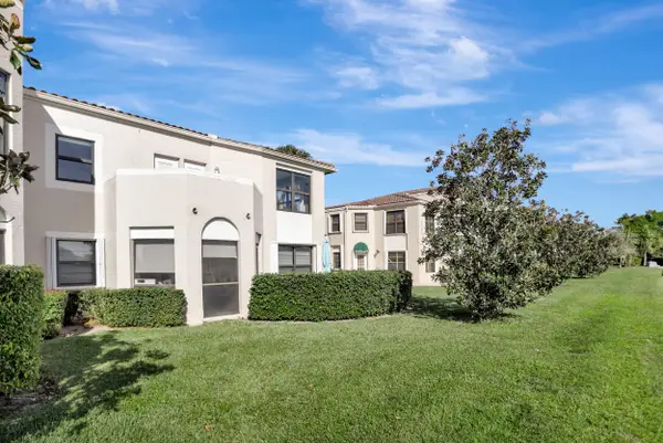6646 Villa Sonrisa Drive #520, Boca Raton, FL 33433